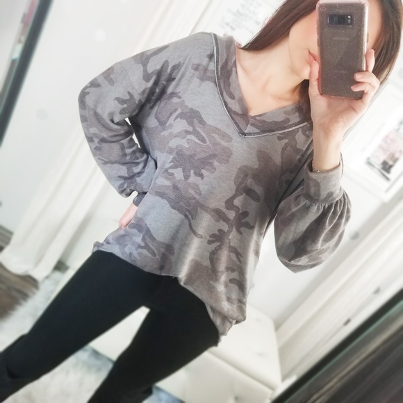 Last1️⃣Brigade Charcoal Camo Top Raw Edge Detail - Picture 6 of 9